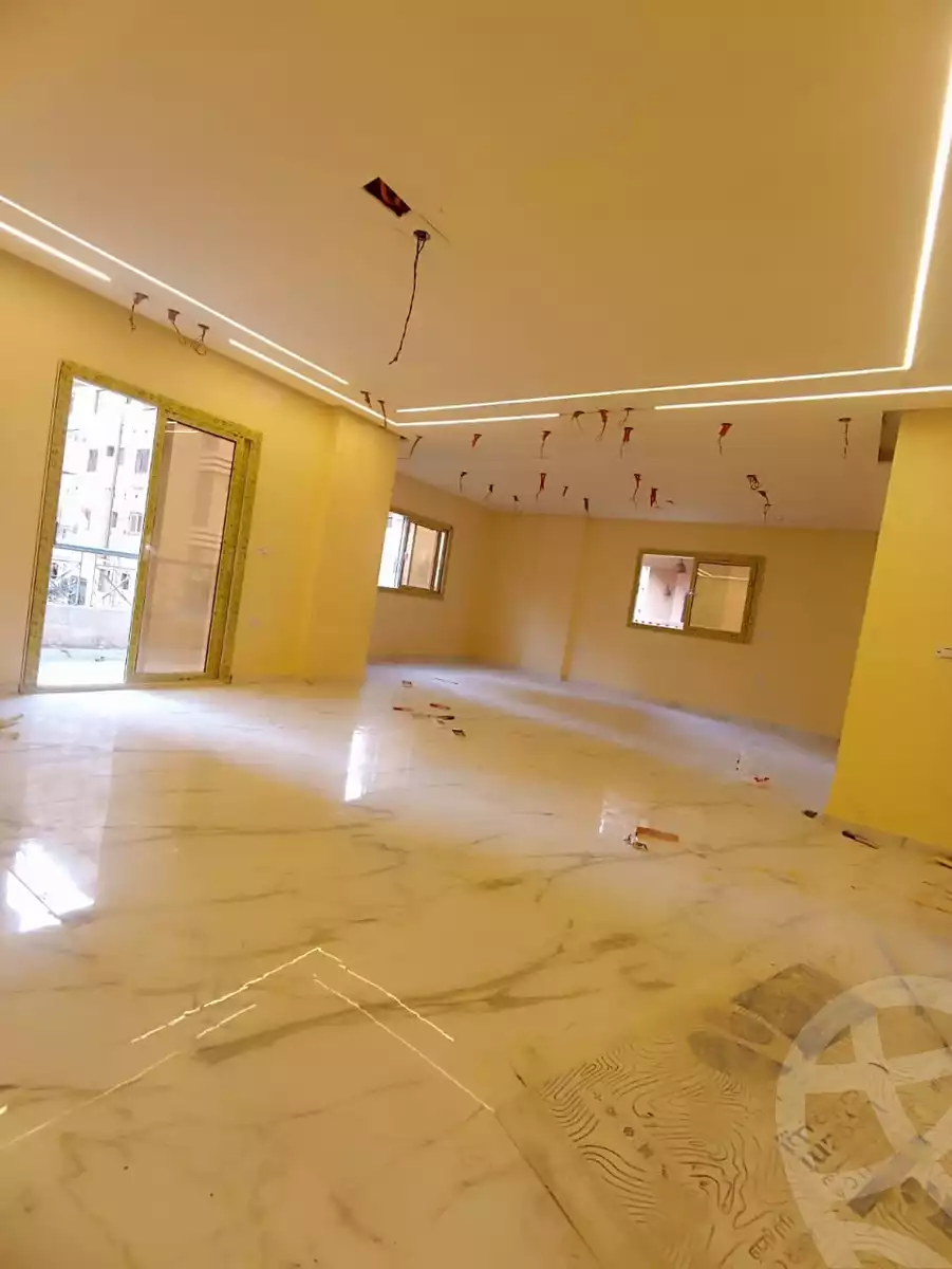 https://aqarmap.com.eg/ar/listing/5548988-for-sale-cairo-6th-of-october-el-ahyaa-neighborhood-4th-neighbourhood-1