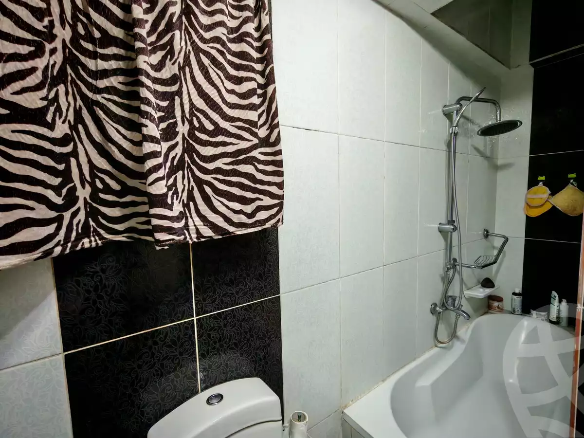 https://aqarmap.com.eg/en/listing/5548948-for-sale-alexandria-lauran-shr-bw-qyr-tryq-lhry