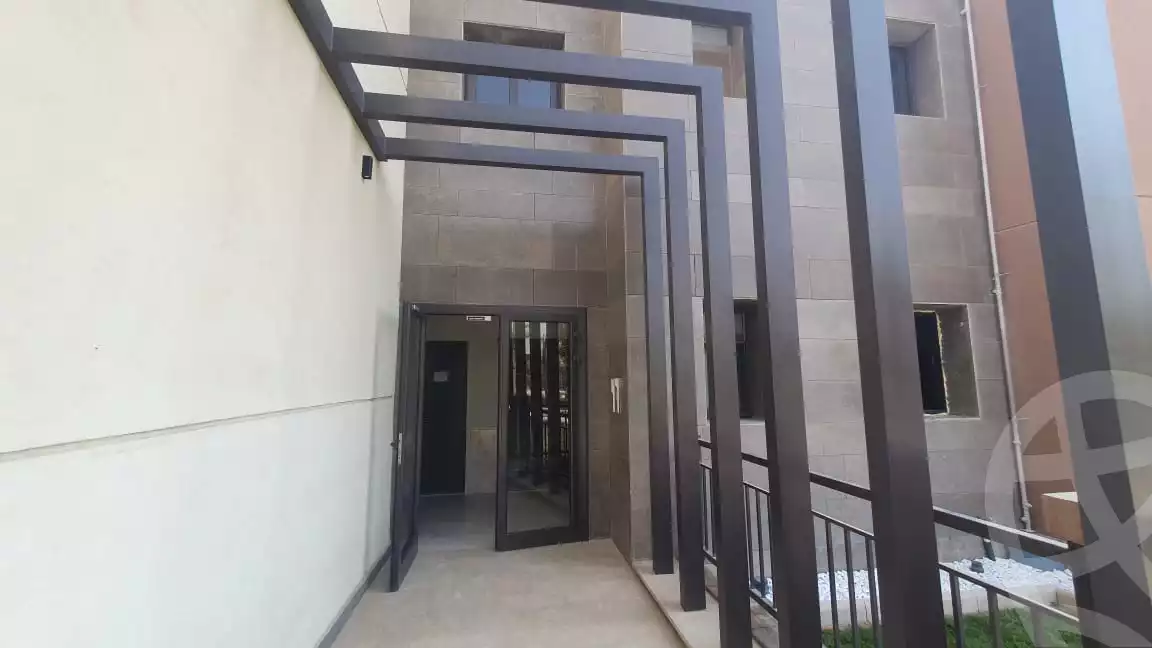 https://aqarmap.com.eg/en/listing/5549312-for-sale-cairo-new-cairo-compounds-district-5-club-residence-apartments-district-5