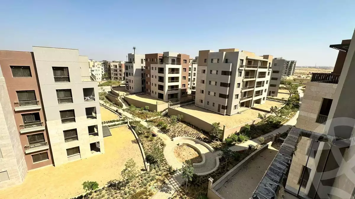 https://aqarmap.com.eg/ar/listing/5549942-for-sale-cairo-new-cairo-compounds-district-5-club-residence-apartments-district-5