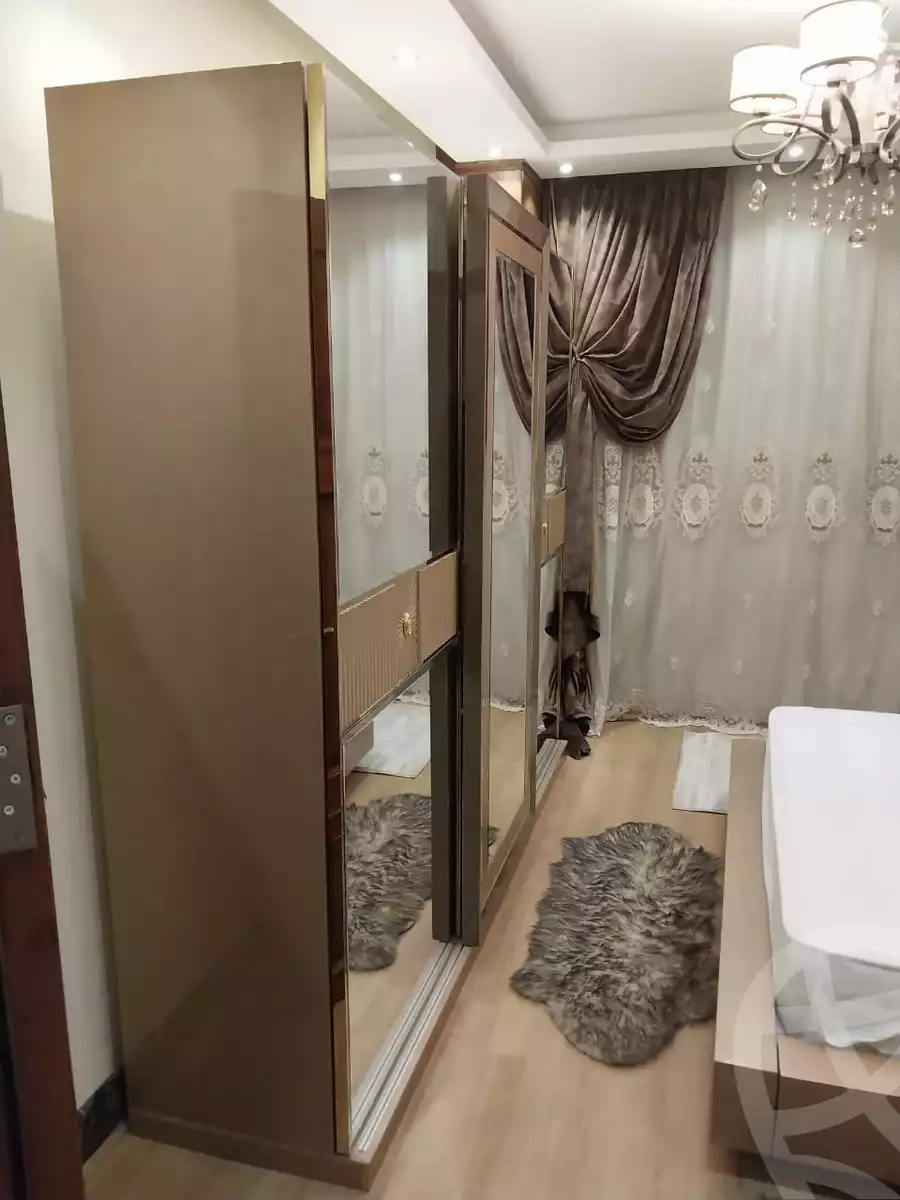 https://aqarmap.com.eg/ar/listing/5554497-for-rent-cairo-new-cairo-compounds-kmbwnd-fyldj-jyt-blm-hylz