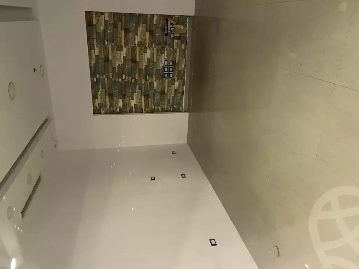 https://aqarmap.com.eg/en/listing/5556856-for-rent-cairo-new-cairo-compounds-mirage-mall