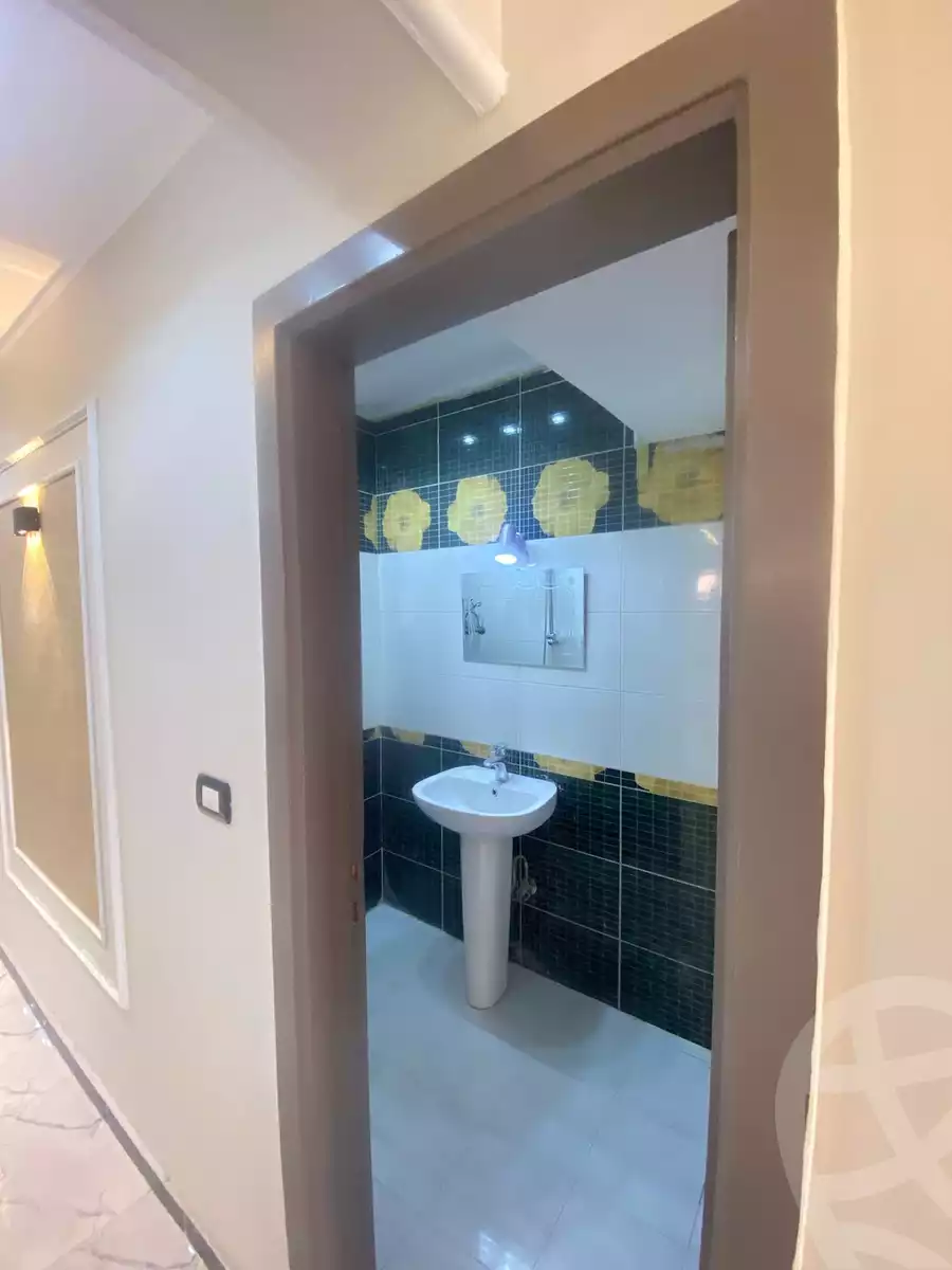 https://aqarmap.com.eg/en/listing/5560017-for-rent-cairo-6th-of-october-el-ahyaa-neighborhood-2nd-el-saadany-st