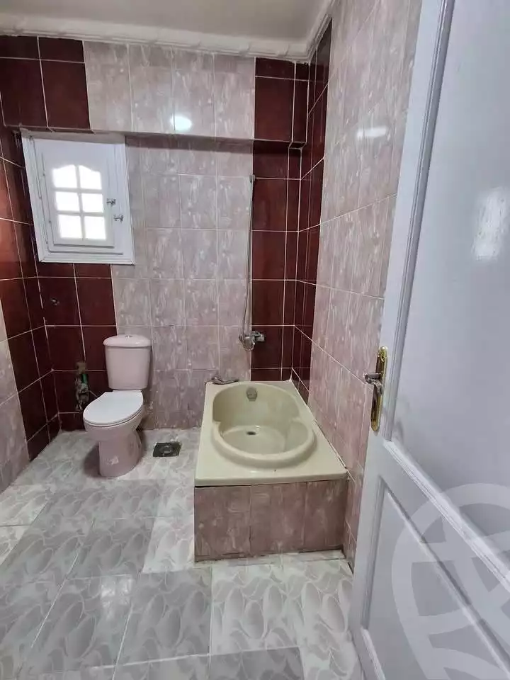 https://aqarmap.com.eg/en/listing/5560656-for-sale-alexandria-l-jmy-shataa-el-nakheel