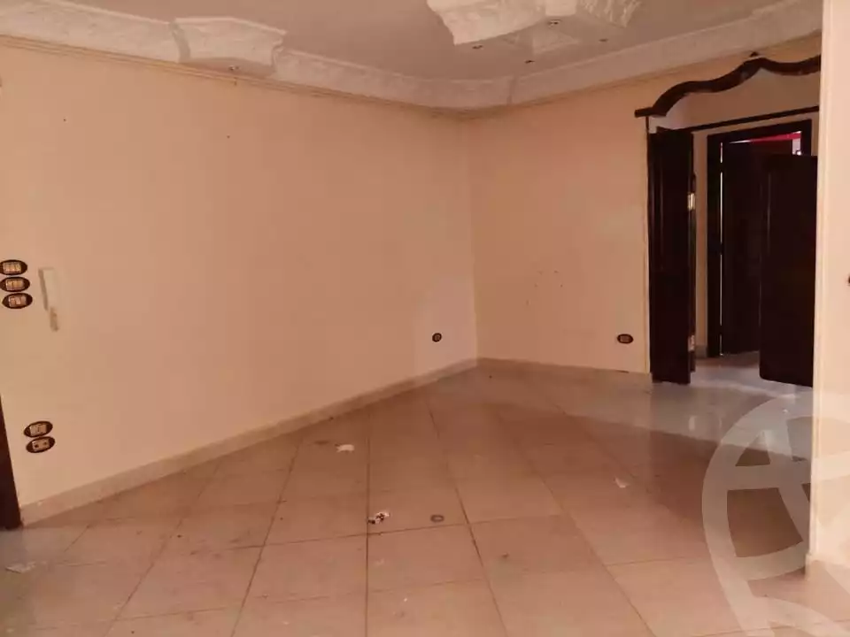 https://aqarmap.com.eg/ar/listing/5562140-for-sale-cairo-mokattam-lhdb-l-ly-shareaa-9