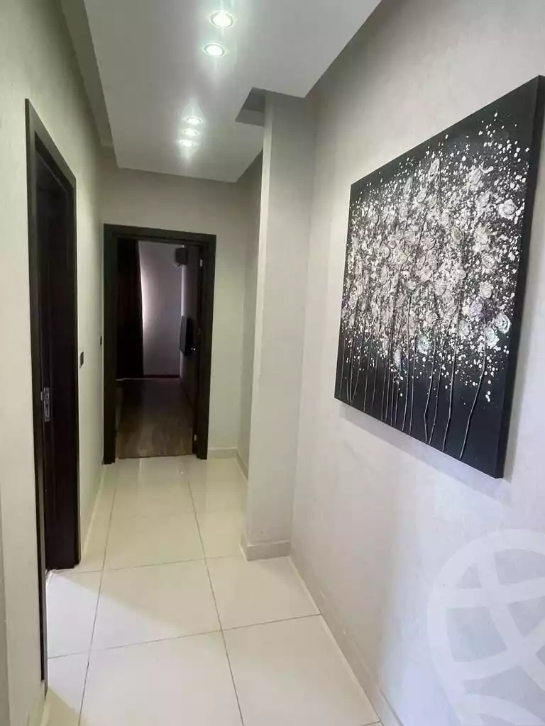 https://aqarmap.com.eg/en/listing/5567803-for-sale-cairo-el-sheikh-zayed-city-compounds-dh-drys
