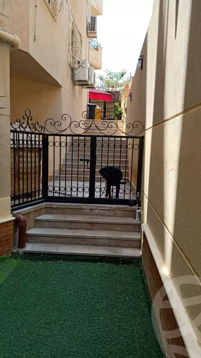 https://aqarmap.com.eg/en/listing/5572386-for-sale-cairo-new-cairo-ganob-el-akadamiya-south-academy-z
