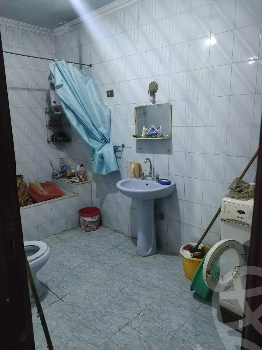 https://aqarmap.com.eg/en/listing/5573529-for-sale-qalyubia-shubra-el-khaima-shubra-el-khaima-city-hamis-st