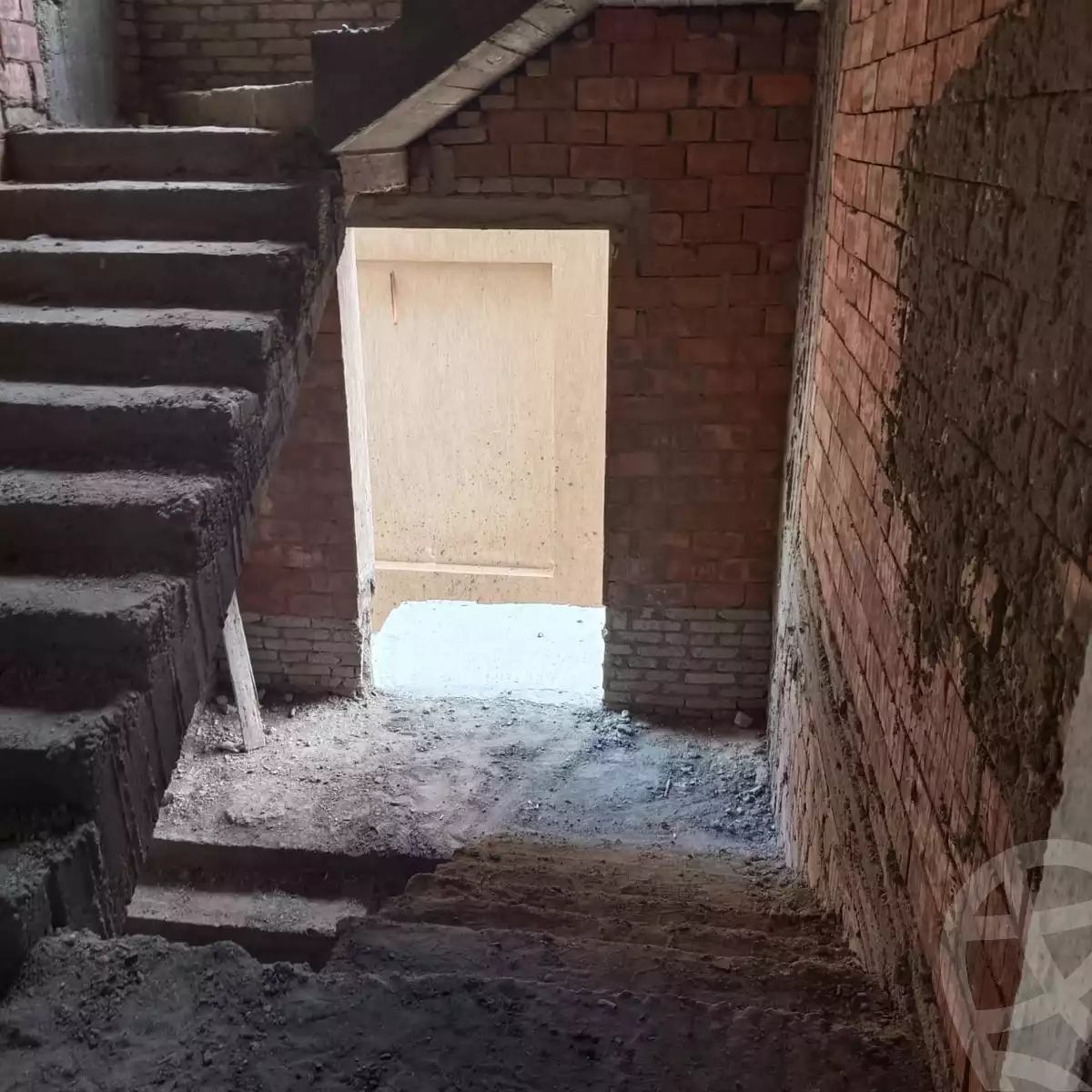 https://aqarmap.com.eg/ar/listing/5578718-for-sale-cairo-el-sheikh-zayed-city-el-hay-eltaseaa-area-1-el-bostan-st