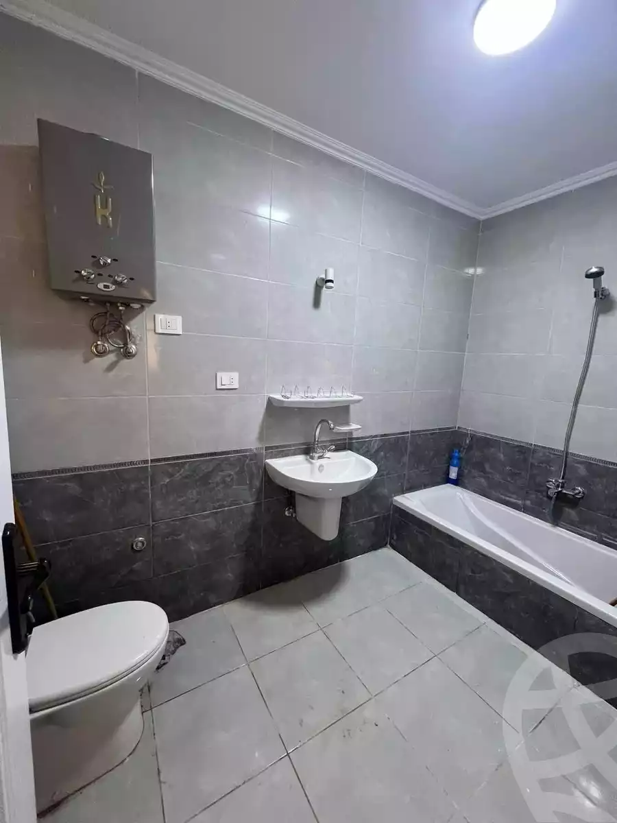 https://aqarmap.com.eg/en/listing/5581229-for-rent-cairo-mokattam-el-hadabah-el-wosta-el-mantaqa-el-khamsa