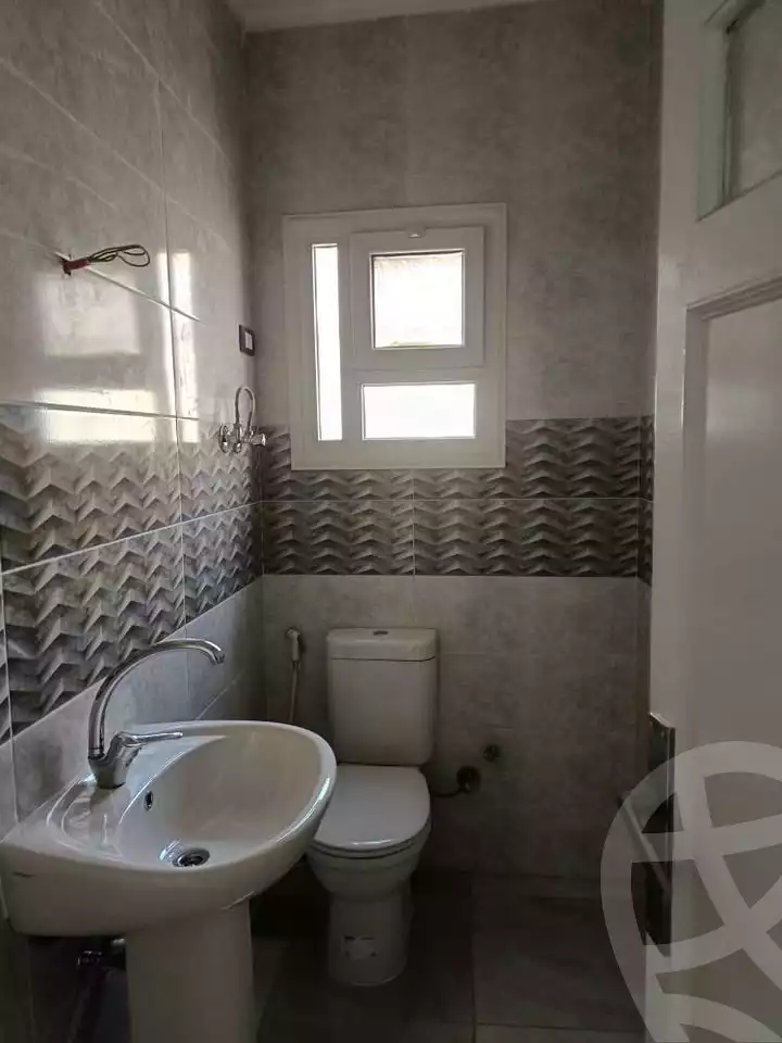 https://aqarmap.com.eg/en/listing/5583126-for-rent-cairo-mokattam-lhdb-l-ly-s-zone