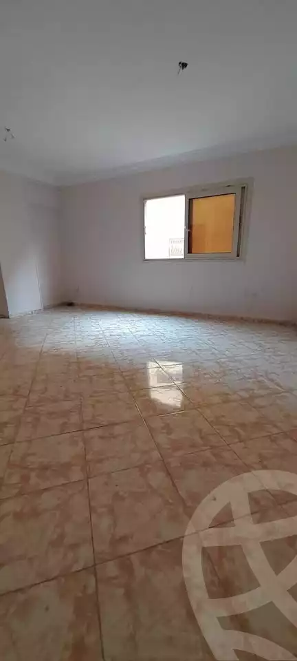 https://aqarmap.com.eg/en/listing/5583422-for-rent-cairo-mokattam-lhdb-l-ly