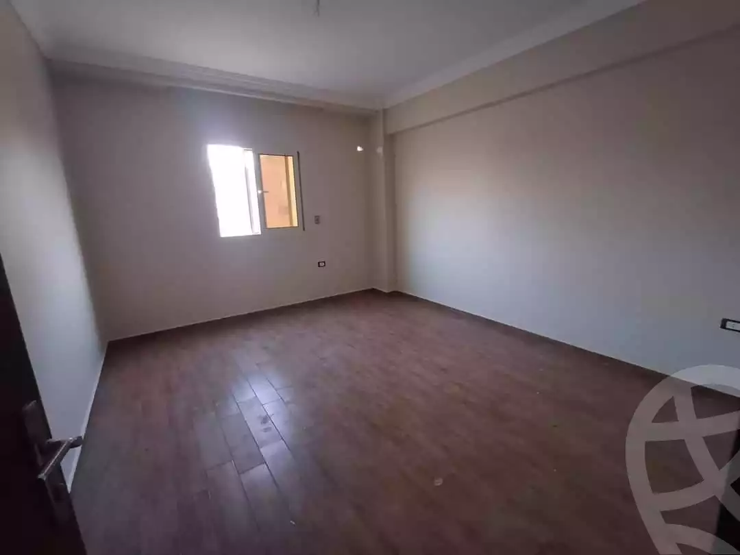 https://aqarmap.com.eg/en/listing/5583454-for-rent-cairo-mokattam-lhdb-l-ly