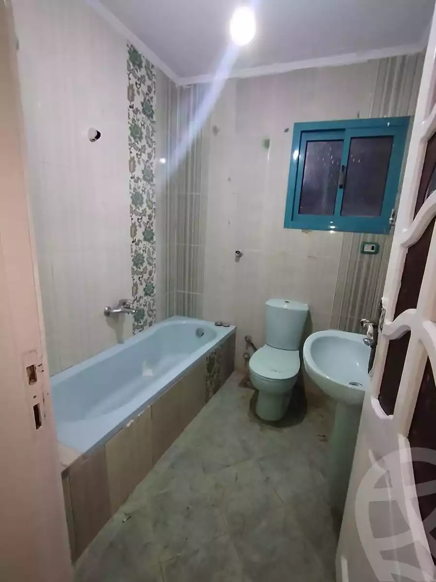 https://aqarmap.com.eg/ar/listing/5586584-for-rent-alexandria-l-jmy-lbytsh-el-hay-st