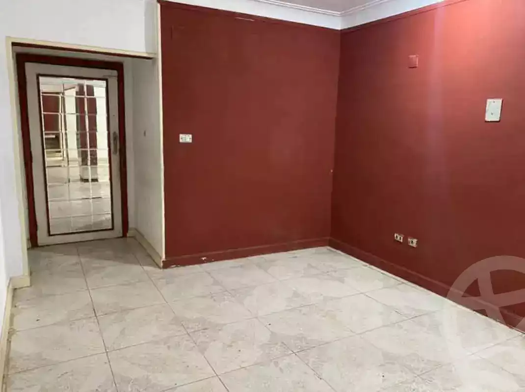 https://aqarmap.com.eg/ar/listing/5587656-for-sale-cairo-mokattam-lhdb-l-ly-shareaa-9