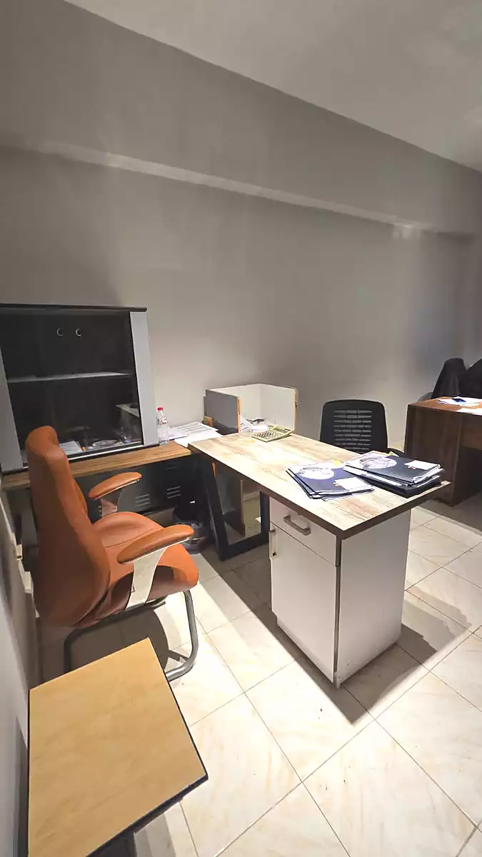 https://aqarmap.com.eg/ar/listing/5588837-for-rent-cairo-new-cairo-ganob-el-akadamiya-south-academy-d-khaled-ibn-el-waleed-st