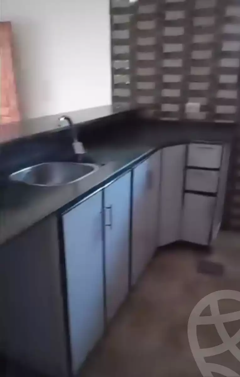 https://aqarmap.com.eg/en/listing/5589101-for-sale-cairo-helwan-mnshy-yn-hlwn-rael-st