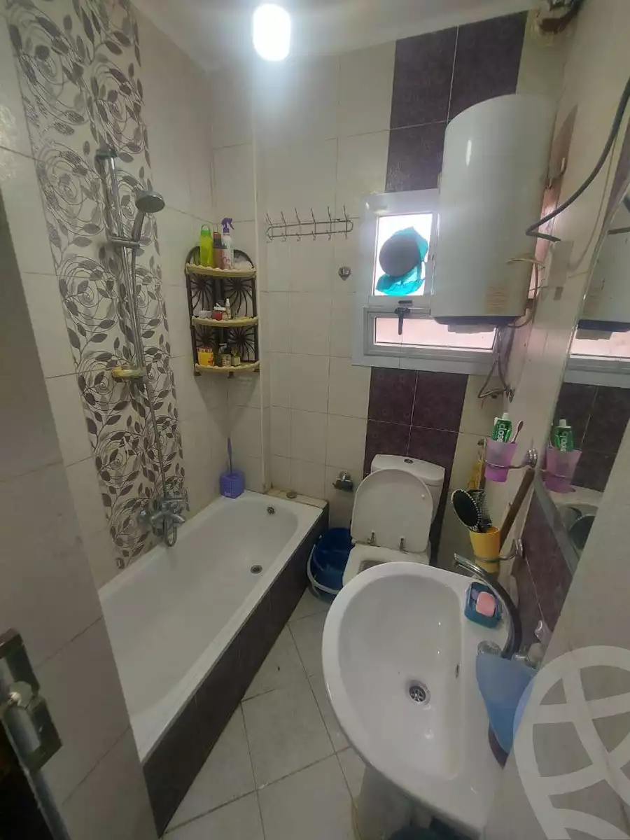 https://aqarmap.com.eg/ar/listing/5918386-for-sale-cairo-helwan-helwan-el-sharkeya