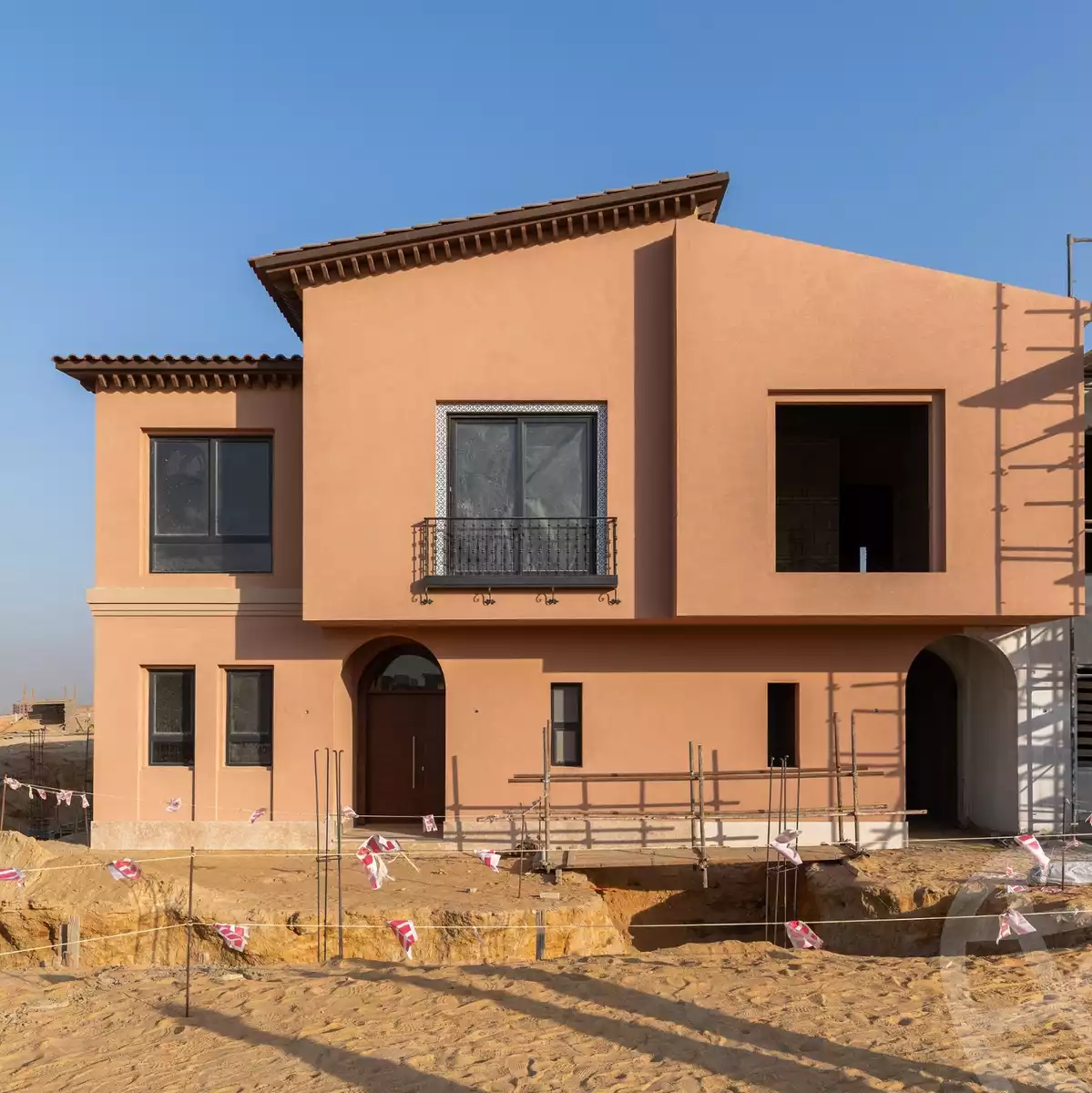 https://aqarmap.com.eg/en/listing/5593597-for-sale-cairo-el-sheikh-zayed-city-compounds-kmbwnd-fyldj-wyst-dr-llttwyr