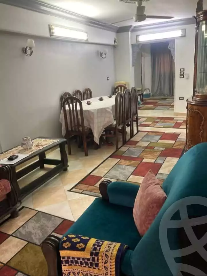 https://aqarmap.com.eg/en/listing/5918402-for-sale-cairo-shoubra-rod-el-farag