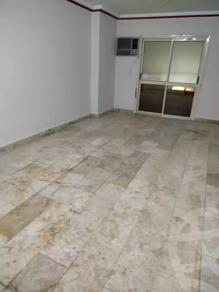 https://aqarmap.com.eg/en/listing/5918436-for-sale-cairo-el-zaytun-lzytwn-lbhry-salim-al-awal-st