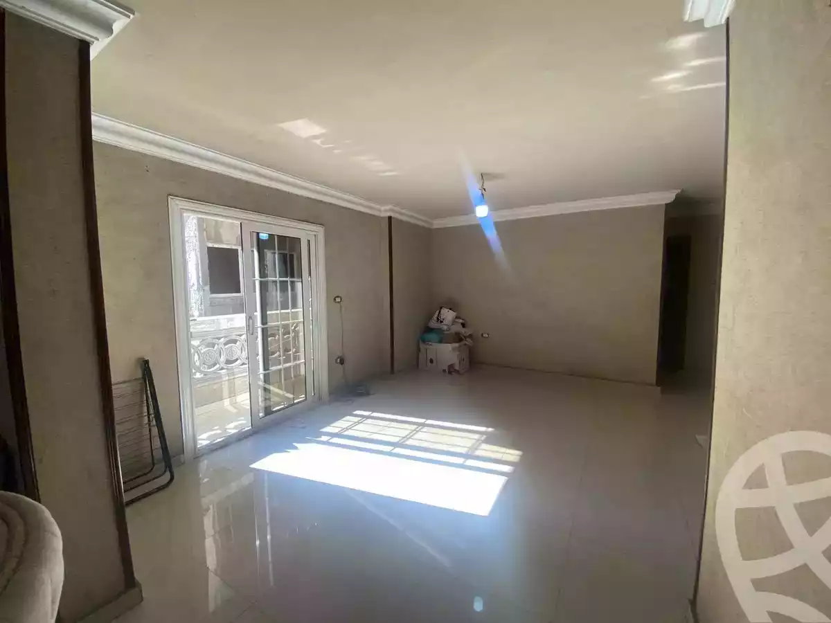 https://aqarmap.com.eg/en/listing/5597016-for-sale-alexandria-sporting-el-geish-road