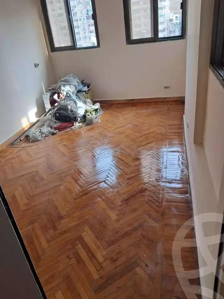https://aqarmap.com.eg/en/listing/5916239-for-sale-alexandria-cleopatra-shr-bw-qyr-tryq-lhry