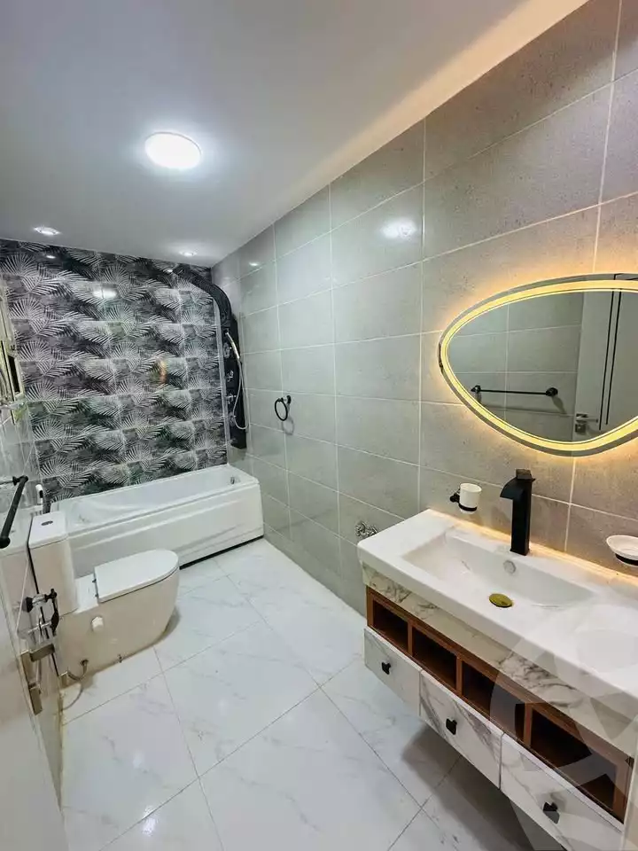 https://aqarmap.com.eg/en/listing/5597322-for-sale-cairo-hadayek-el-ahram-mntq-d