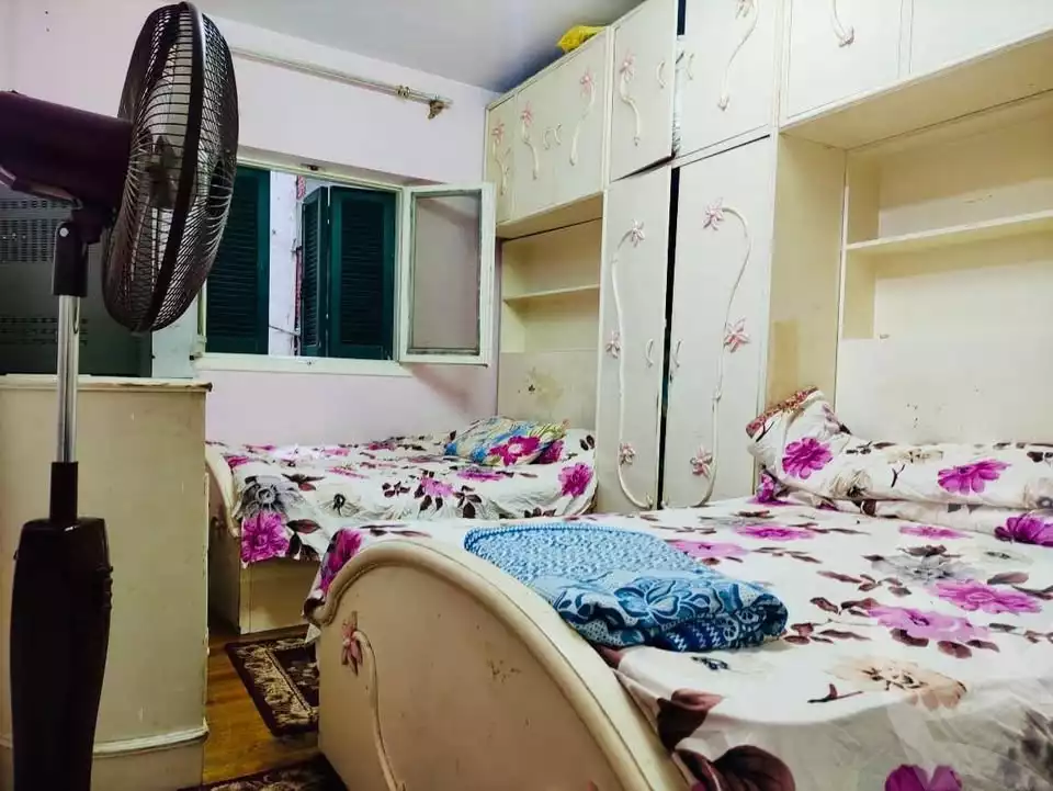https://aqarmap.com.eg/en/listing/5598004-for-rent-alexandria-shds