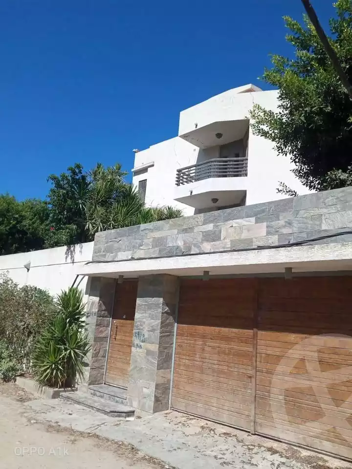 https://aqarmap.com.eg/en/listing/5915091-for-sale-alexandria-l-jmy-lbytsh-el-saleheen-mosque-st