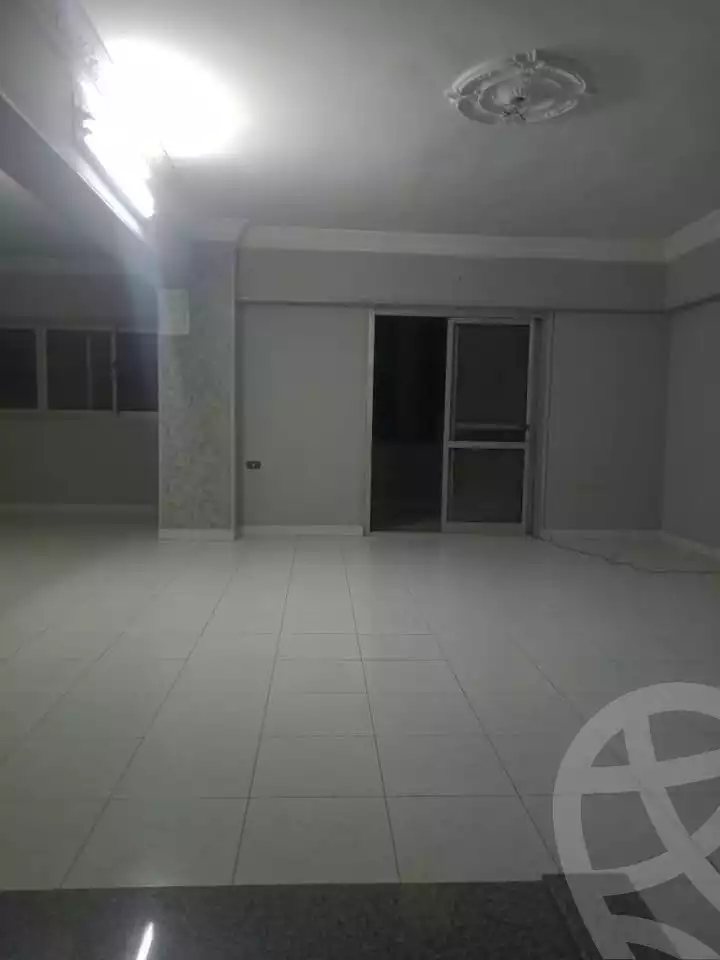 https://aqarmap.com.eg/ar/listing/5600181-for-rent-cairo-mokattam-lhdb-l-ly-hay-el-ashgar