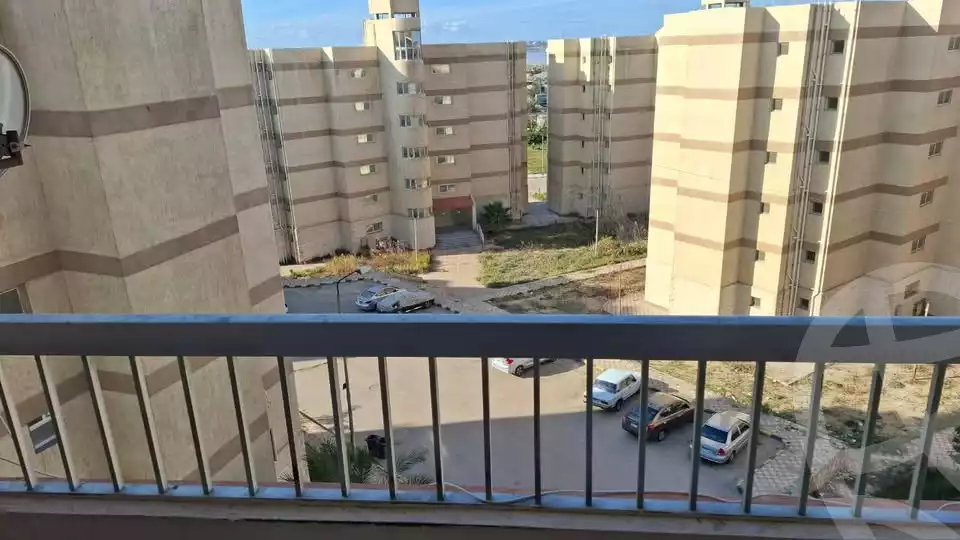 https://aqarmap.com.eg/en/listing/5907529-for-sale-alexandria-cairo-alexandria-desert-road-compounds