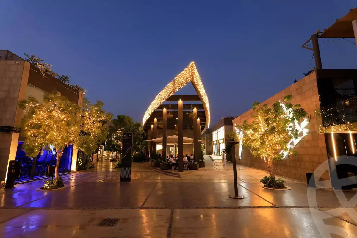 https://aqarmap.com.eg/en/listing/5602525-for-sale-cairo-el-sheikh-zayed-city-compounds-walk-of-cairo-mall
