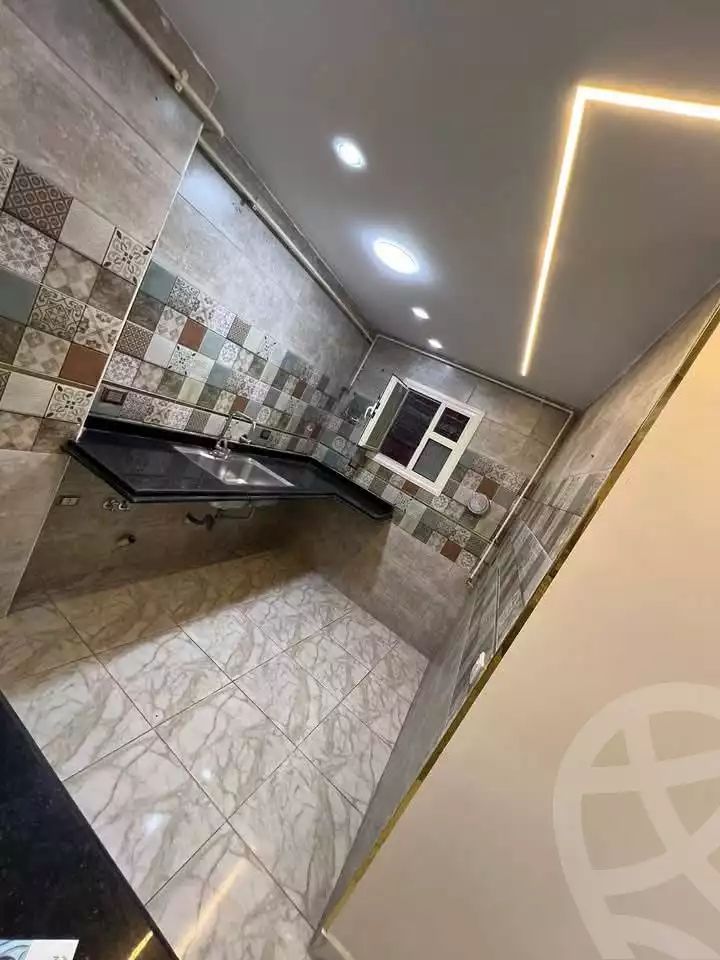 https://aqarmap.com.eg/ar/listing/5907796-for-sale-alexandria-l-jmy-lbytsh-al-samalehy-1-st