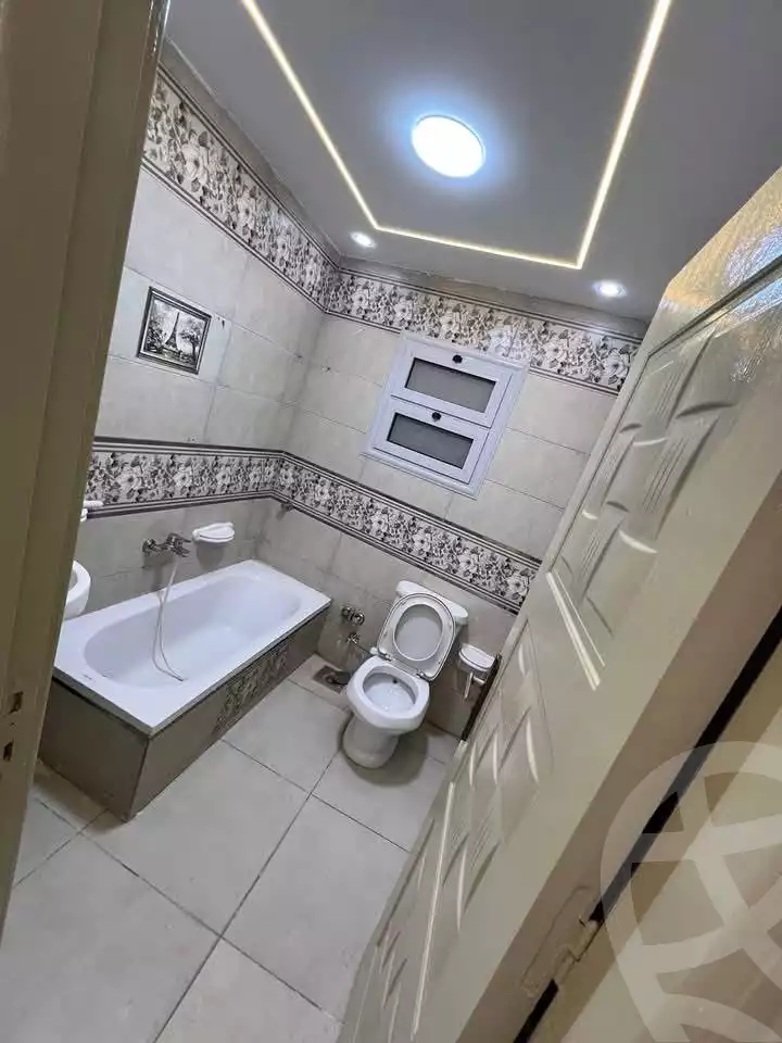 https://aqarmap.com.eg/ar/listing/5907796-for-sale-alexandria-l-jmy-lbytsh-al-samalehy-1-st