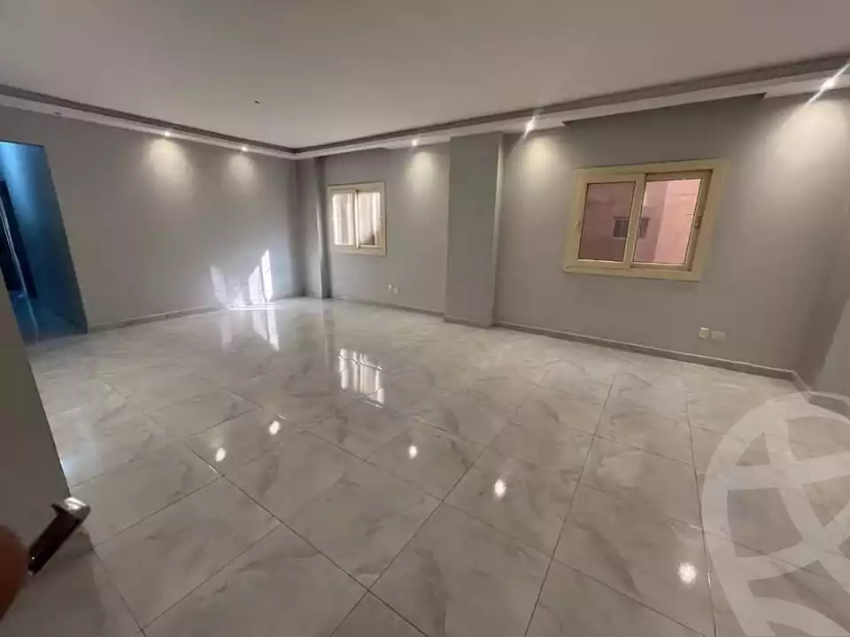 https://aqarmap.com.eg/ar/listing/5604451-for-rent-cairo-mokattam-lhdb-l-ly-manteqt-ganob-s