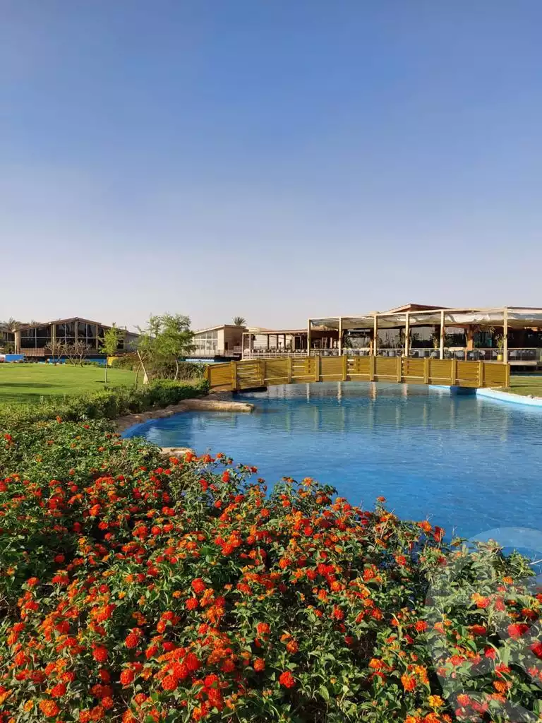 https://aqarmap.com.eg/en/listing/5607778-for-sale-cairo-new-cairo-compounds-hyde-park-parkway-hyde-park-compound