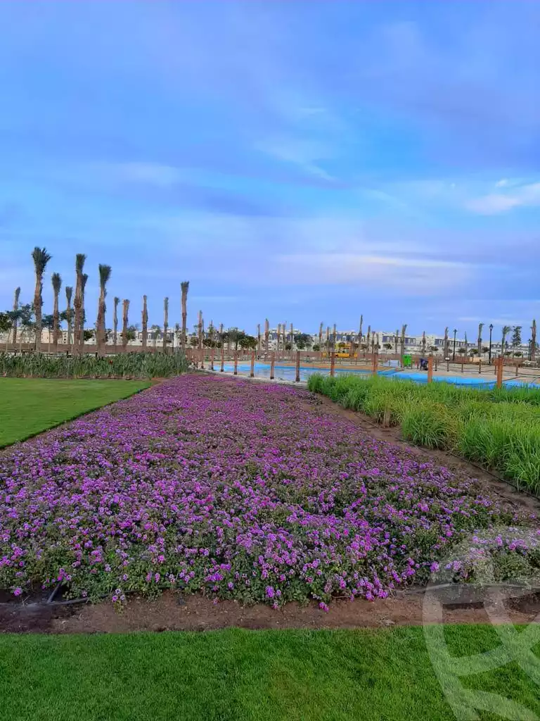 https://aqarmap.com.eg/en/listing/5607688-for-sale-cairo-new-cairo-compounds-hyde-park-greens-hyde-park-compound