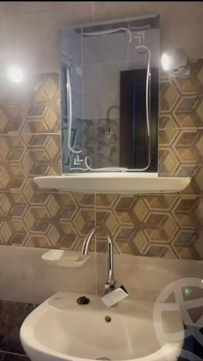 https://aqarmap.com.eg/en/listing/5608248-for-rent-cairo-mokattam-el-hadabah-el-wosta-el-mantaqa-el-olaa-baron-school-street