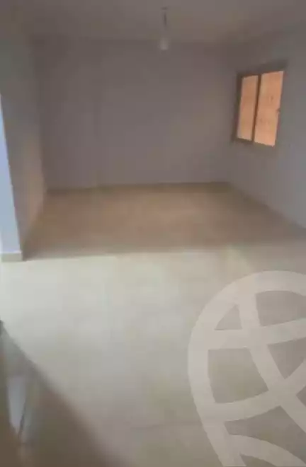 https://aqarmap.com.eg/ar/listing/5610072-for-rent-cairo-mokattam-compounds-kmbwnd-rwyl-jrdnz