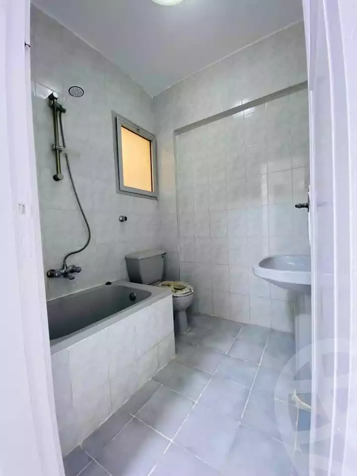 https://aqarmap.com.eg/en/listing/5612313-for-sale-alexandria-l-jmy-shataa-el-nakheel