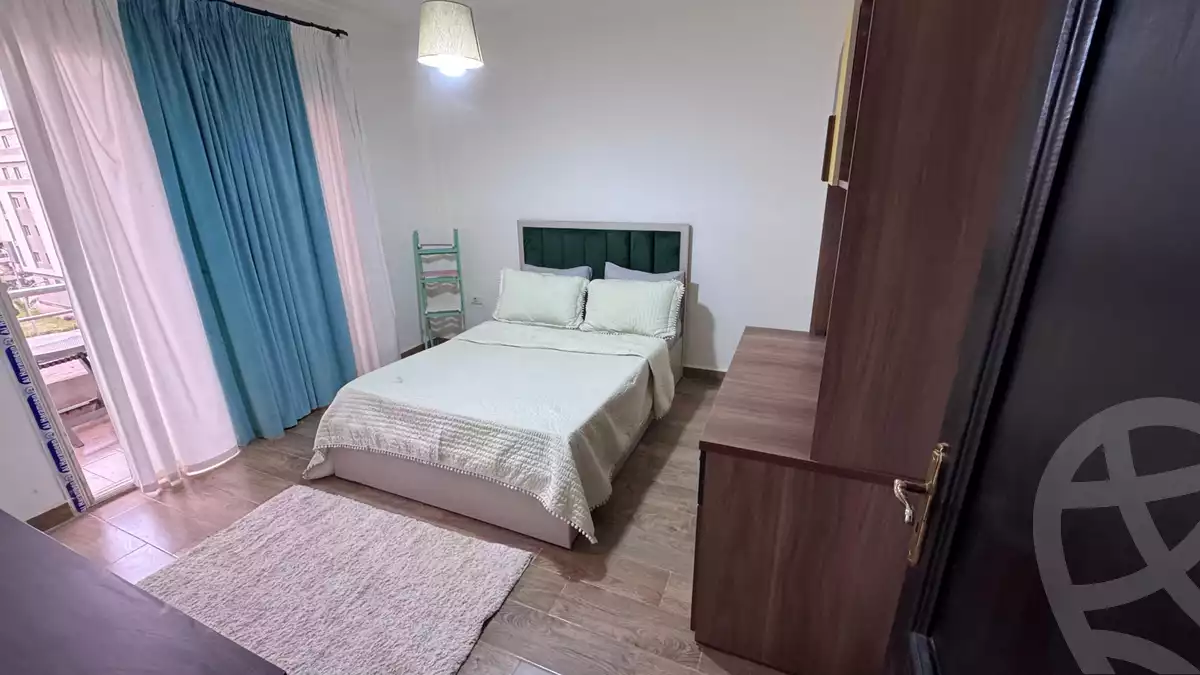 https://aqarmap.com.eg/en/listing/5615399-for-rent-cairo-el-sheikh-zayed-city-compounds-jn-zyd