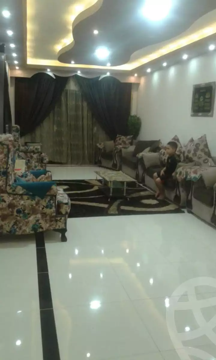 https://aqarmap.com.eg/en/listing/5615449-for-sale-cairo-el-haram-shareaa-khatem-el-morsalen