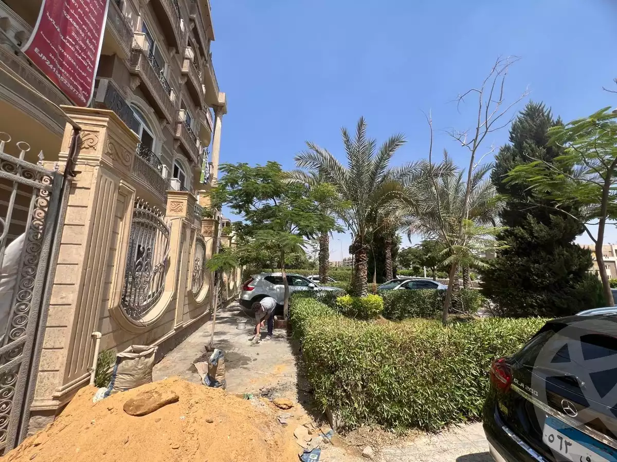 https://aqarmap.com.eg/en/listing/5616069-for-sale-cairo-new-cairo-gharb-arabila-doctor-hani-maher-st