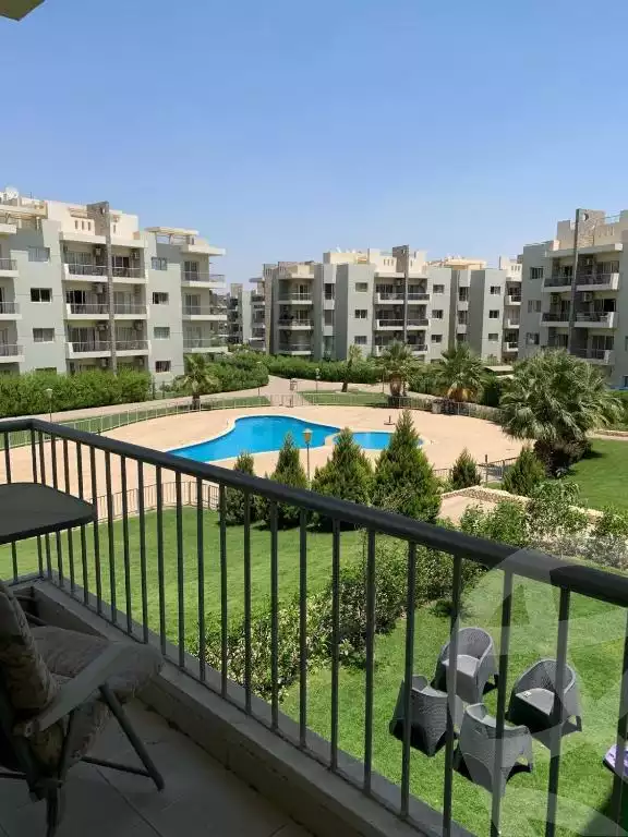 https://aqarmap.com.eg/en/listing/5616282-for-rent-cairo-el-sheikh-zayed-city-compounds-dh-drys