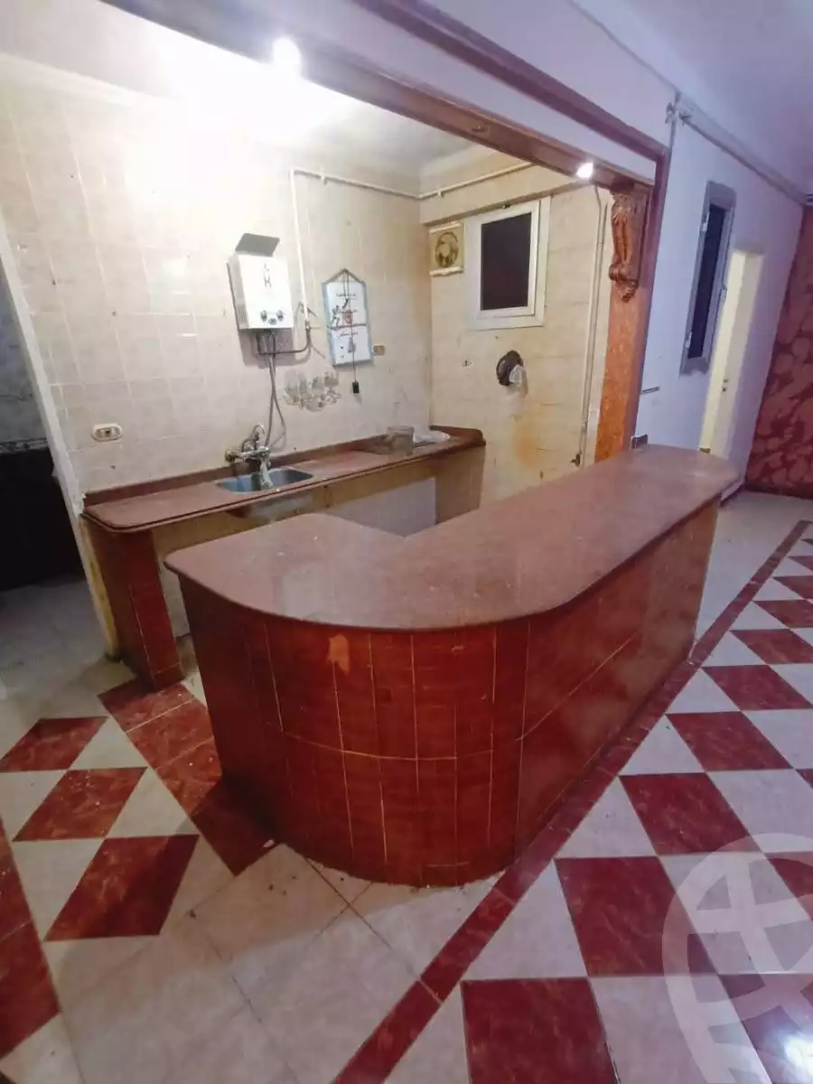 https://aqarmap.com.eg/en/listing/5618328-for-sale-alexandria-el-hanouvel-trablose-st