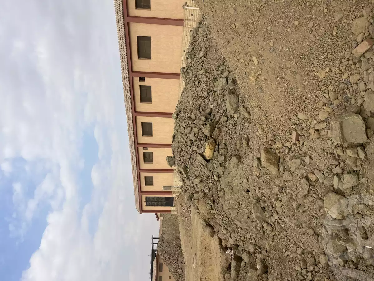 https://aqarmap.com.eg/en/listing/5621429-for-sale-cairo-new-cairo-bait-el-watan-hay-el-orchid