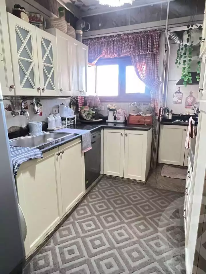 https://aqarmap.com.eg/en/listing/5623922-for-sale-alexandria-ganaklis