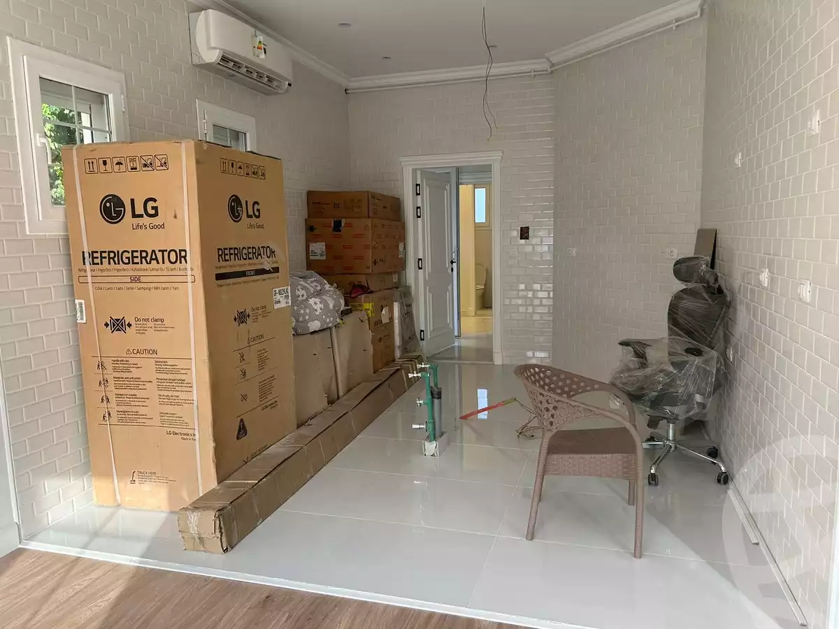 https://aqarmap.com.eg/ar/listing/5624212-for-sale-cairo-new-cairo-compounds-hyde-park