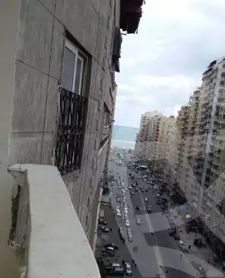 https://aqarmap.com.eg/ar/listing/5625099-for-rent-alexandria-sydy-bshr-sydy-bshr-bhry-shr-mhmd-njyb